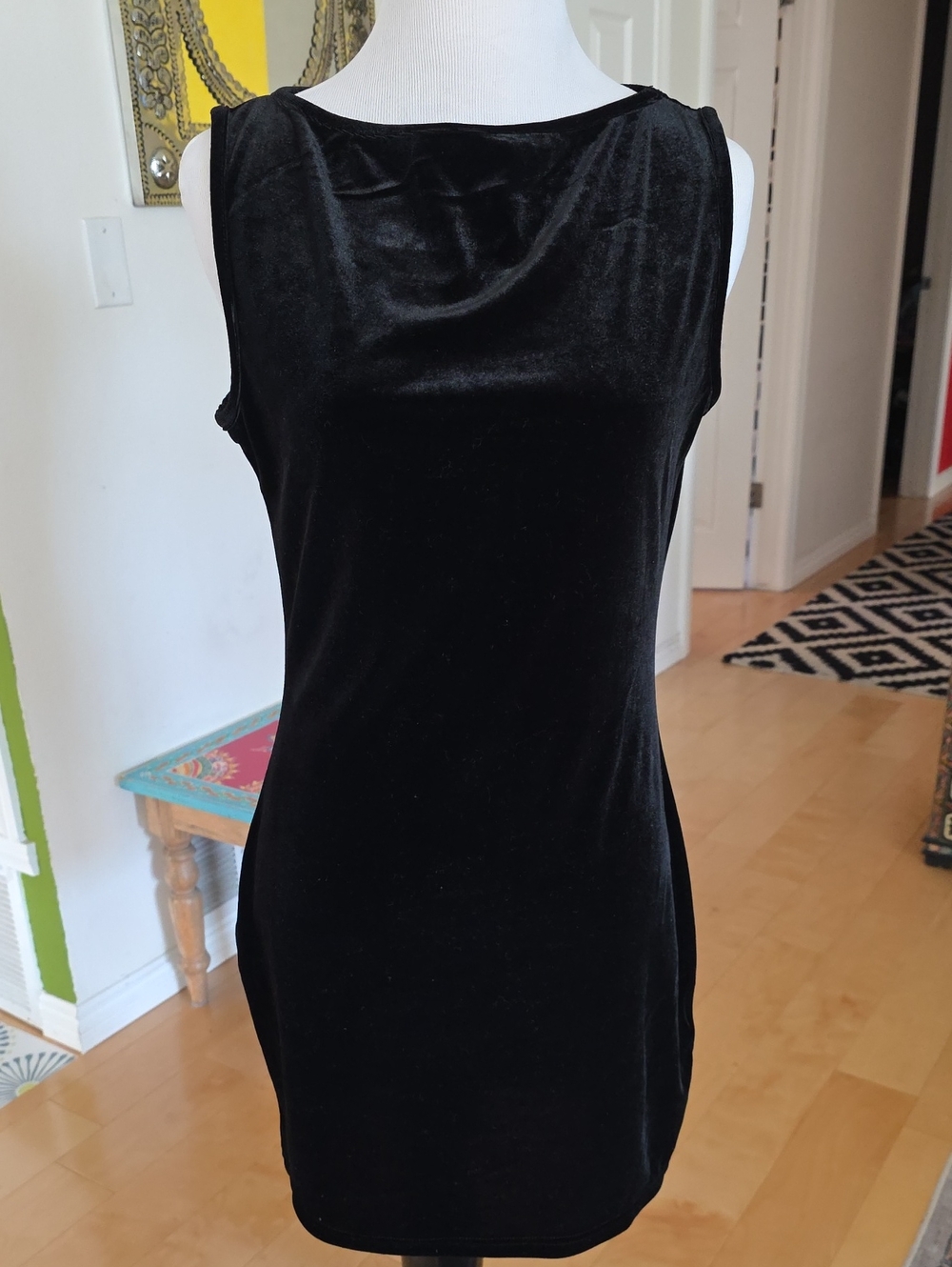 Missguided Black Velvet Sleeveless Mini Dress